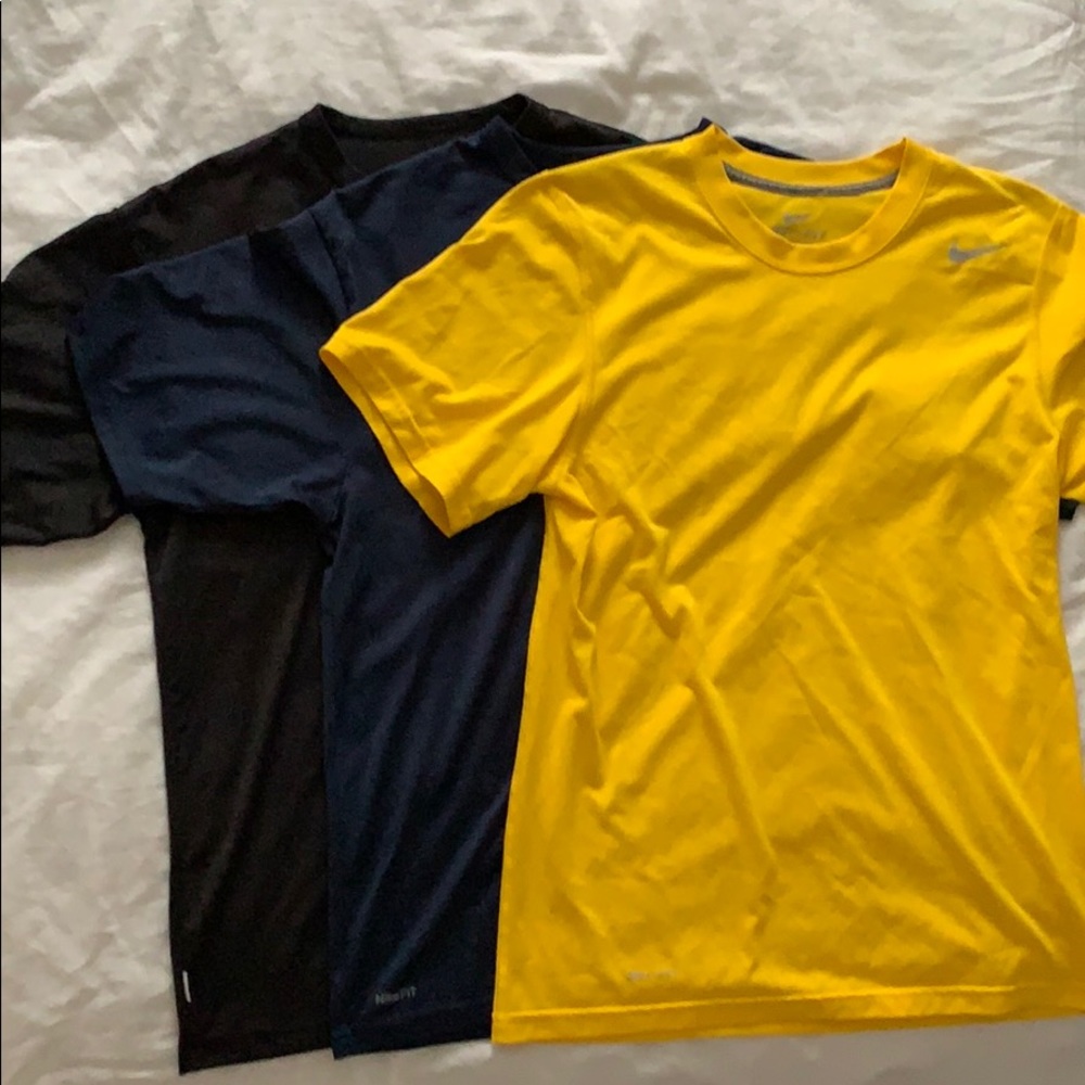 BUNDLE Nike Dri-Fit Shirts